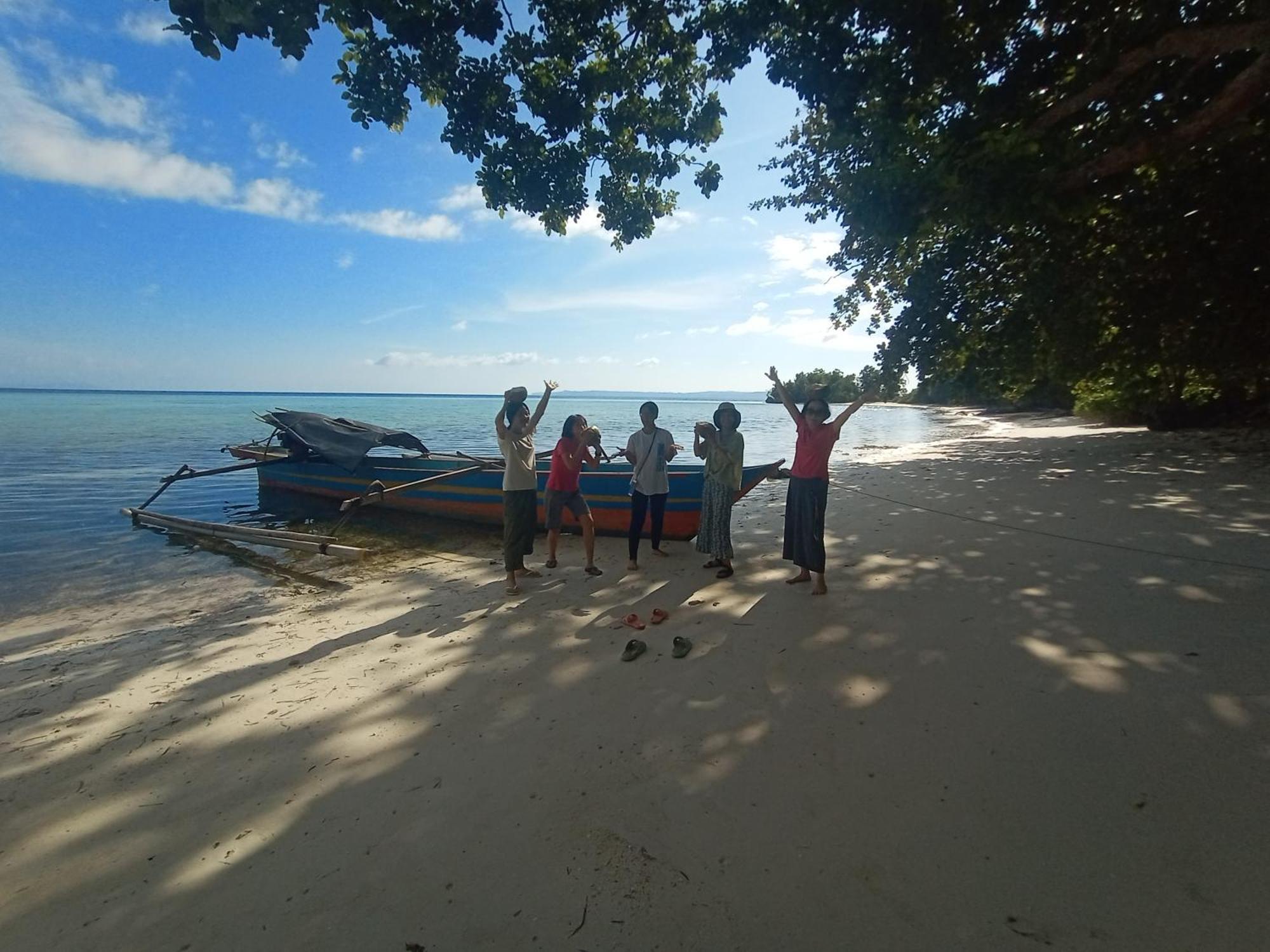 Tanjung Kalemo Resort Batudaka ภายนอก รูปภาพ